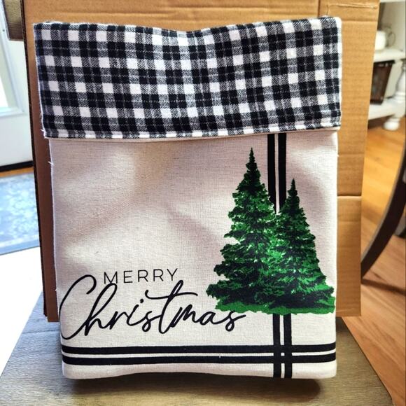 New Tree Skirt Box Merry Christmas Pine Tree Black and White Plaid - Picture 1 of 3